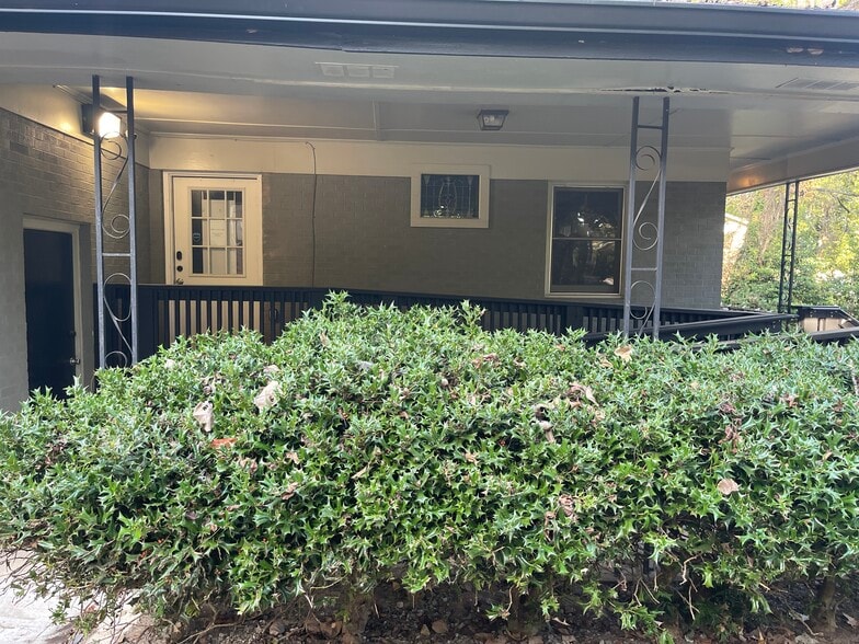 710 Gaines School Rd, Athens, GA for sale - Building Photo - Image 3 of 14