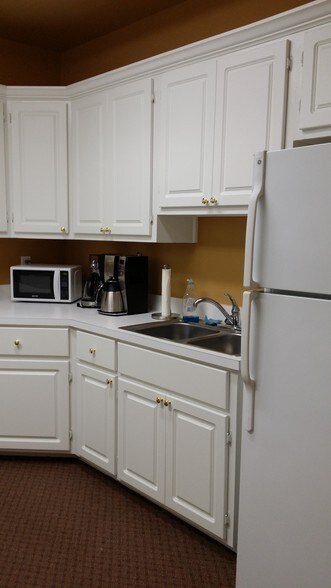 707 Whitlock Ave, Marietta, GA à vendre - Photo du bâtiment - Image 3 de 5