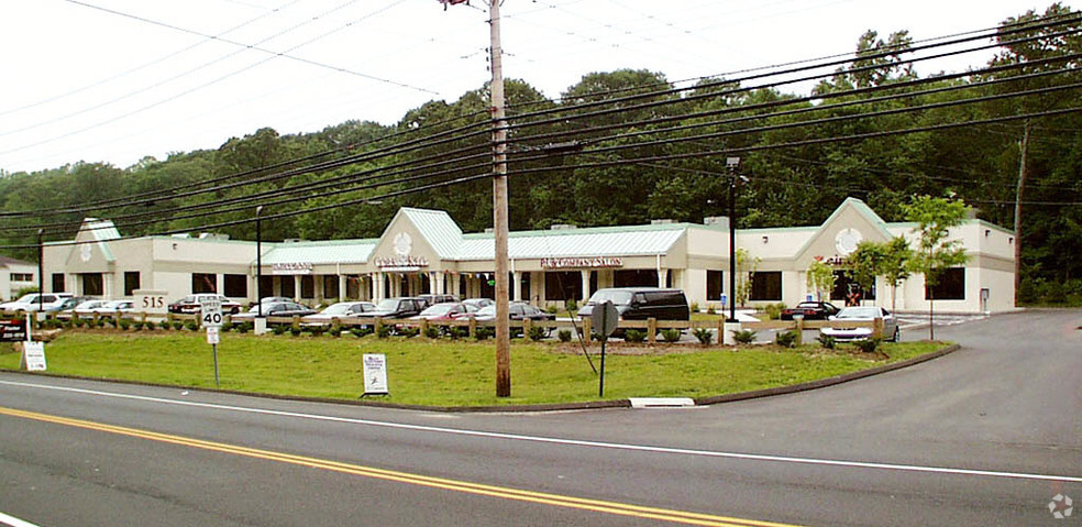 515 Bridgeport Ave, Shelton, CT for lease - Primary Photo - Image 2 of 7