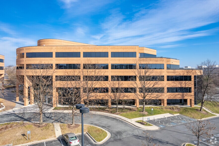 2400 Research Blvd, Rockville, MD à louer - Photo du bâtiment - Image 2 de 19