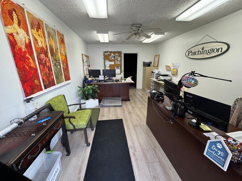 6399 N 142nd Ave, Clearwater, FL à louer - Photo du bâtiment - Image 2 de 6