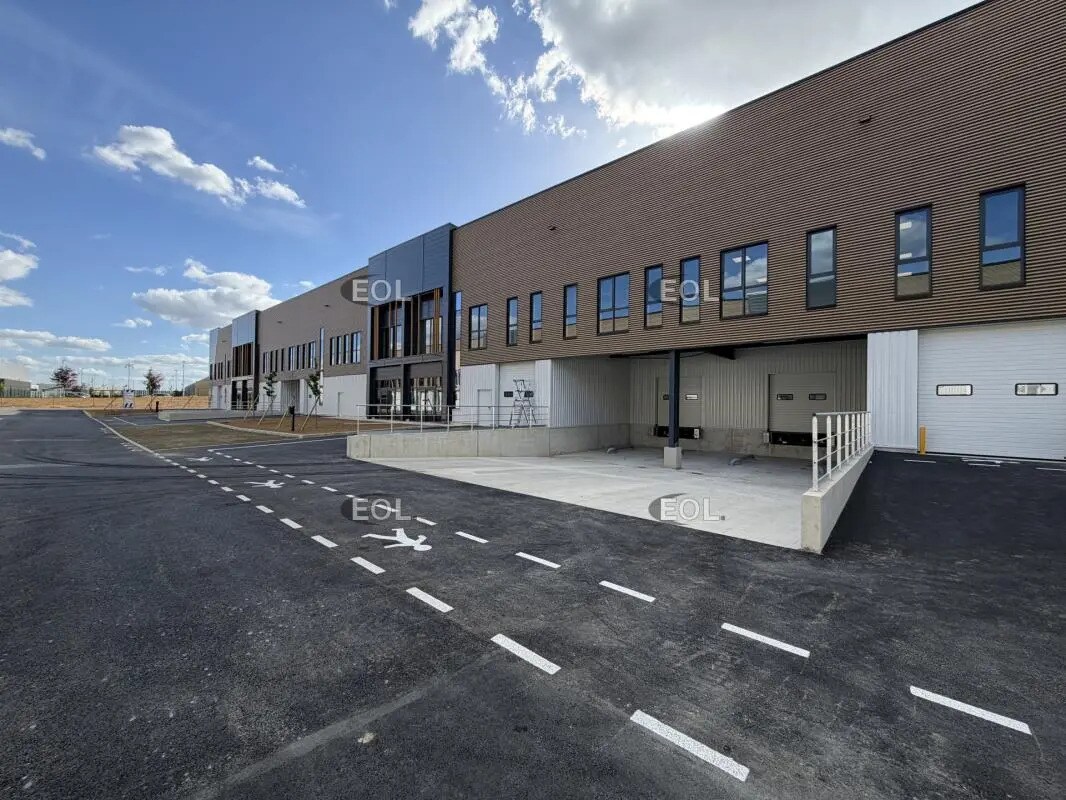 Flex dans Wissous à louer Photo du bâtiment- Image 1 de 4