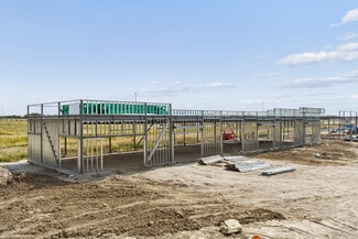 Plus de détails pour 3105 Main St SW, Airdrie, AB - Commerce de détail à vendre