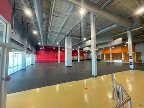 3462-3630 Mayfield Rd, Cleveland Heights, OH for lease Building Photo- Image 2 of 5