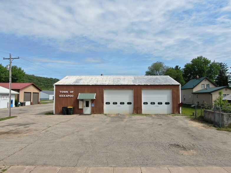 120 W Charles St, Readstown, WI for sale - Building Photo - Image 1 of 28
