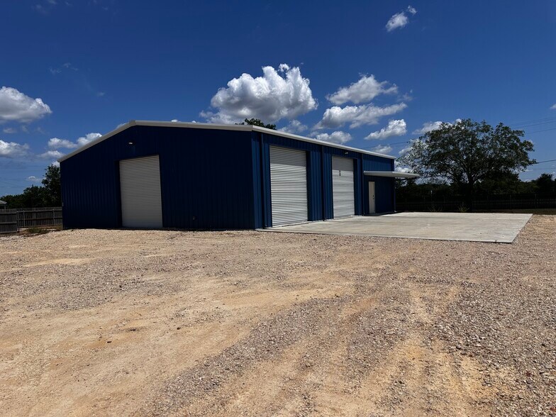 52 Crawford Dr, Victoria, TX à louer - Photo principale - Image 1 de 15