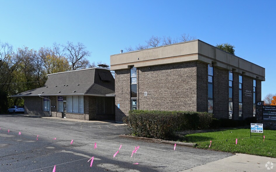 47 W Dundee Rd, Wheeling, IL à louer - Photo du bâtiment - Image 3 de 27