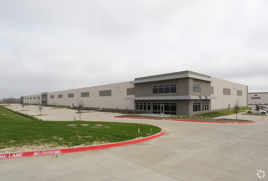 3900 N Dallas Ave, Lancaster, TX à louer - Photo du bâtiment - Image 1 de 5