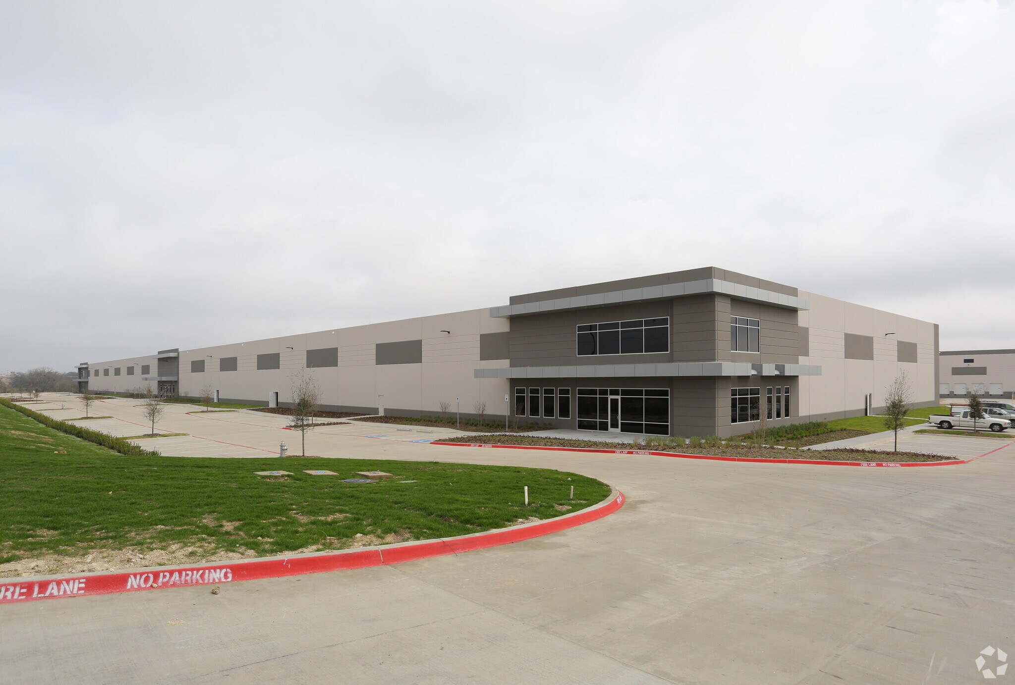 3900 N Dallas Ave, Lancaster, TX à louer Photo du bâtiment- Image 1 de 6