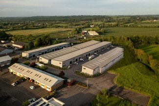 Plus de détails pour Commerce Close, Westbury - Industriel à vendre
