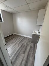 294 W Merrick Rd, Freeport, NY à louer Photo du bâtiment- Image 2 de 7