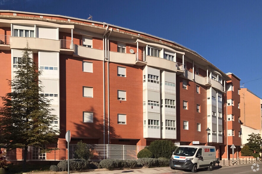 Avenida de Pablo Iglesias, 12, Tarancón, Cuenca for sale - Primary Photo - Image 1 of 1