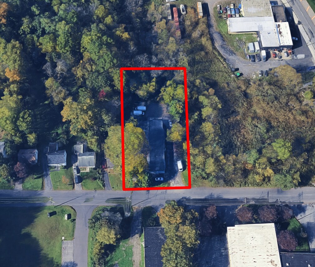 136 Beattie St, Syracuse, NY for sale Primary Photo- Image 1 of 26