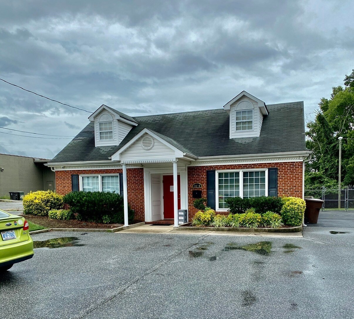 1030 Homeland Ave, Greensboro, NC for lease Building Photo- Image 1 of 10