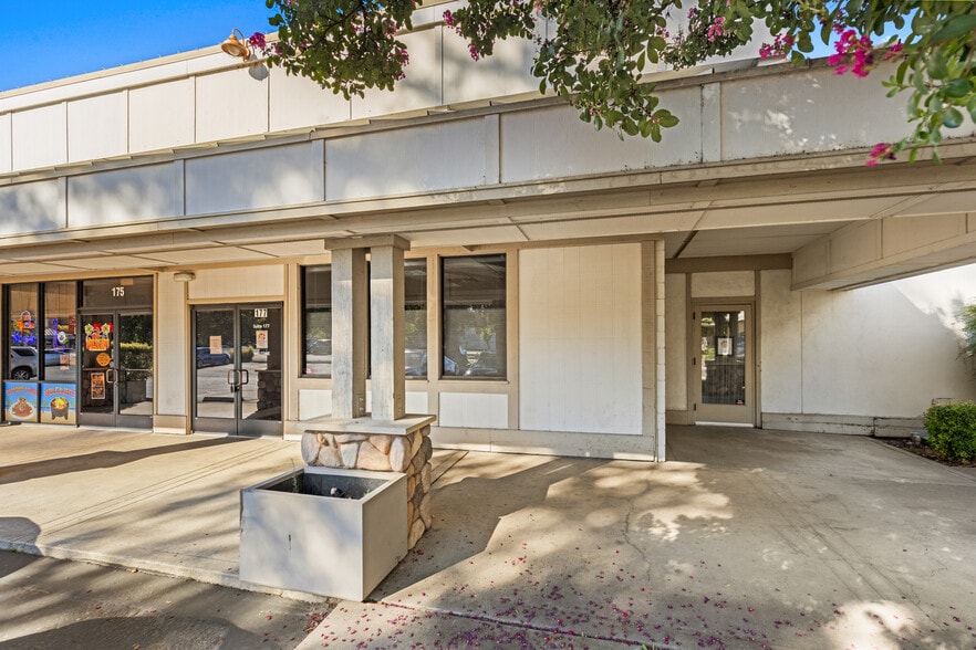 1600 Mangrove Ave, Chico, CA for lease - Building Photo - Image 1 of 5