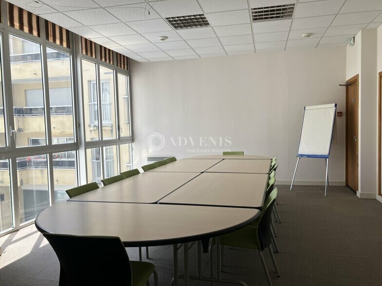 Office in Bourges for sale - Interior Photo - Image 3 of 3