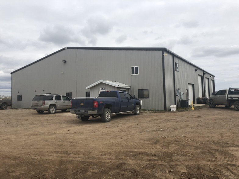3532 Hwy 58, Fairview, MT à vendre - Photo du bâtiment - Image 3 de 25