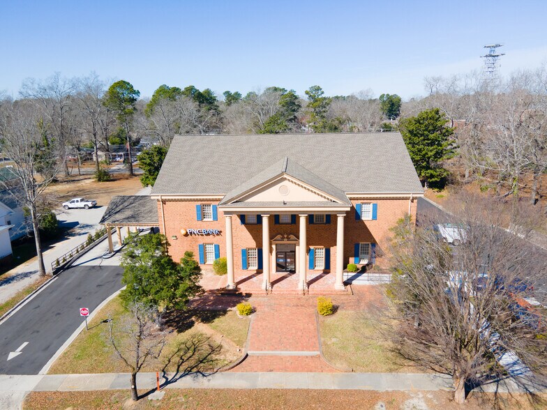 505 S Main St, Laurinburg, NC à louer - Photo du bâtiment - Image 1 de 14