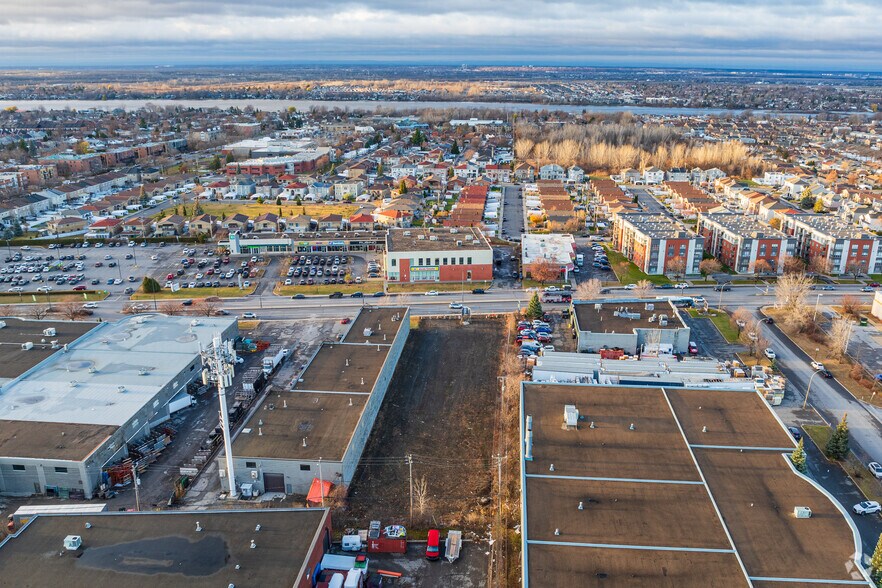 Boul Maurice-Duplessis, Montréal, QC à vendre - Aérien - Image 3 de 5