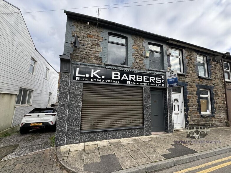 75 Dunraven St, Tonypandy à louer - Photo du bâtiment - Image 1 de 4