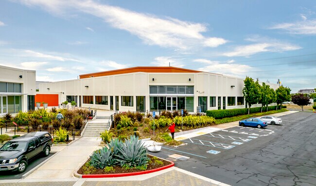 Plus de détails pour 130 Baytech Dr, San Jose, CA - Local d'activités à louer