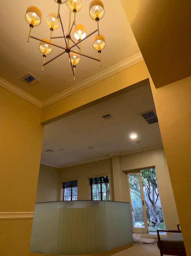 1033 Gayley Ave, Los Angeles, CA for lease Interior Photo- Image 1 of 7