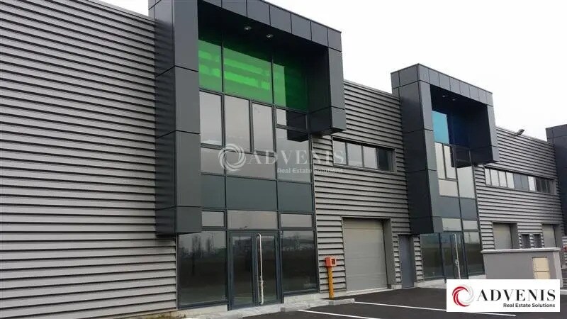 Industriel dans Sainghin-en-Mélantois à louer Photo du bâtiment- Image 1 de 5