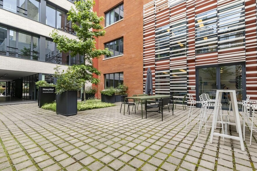 40 Rue Anatole France, Levallois-Perret for lease - Building Photo - Image 3 of 13