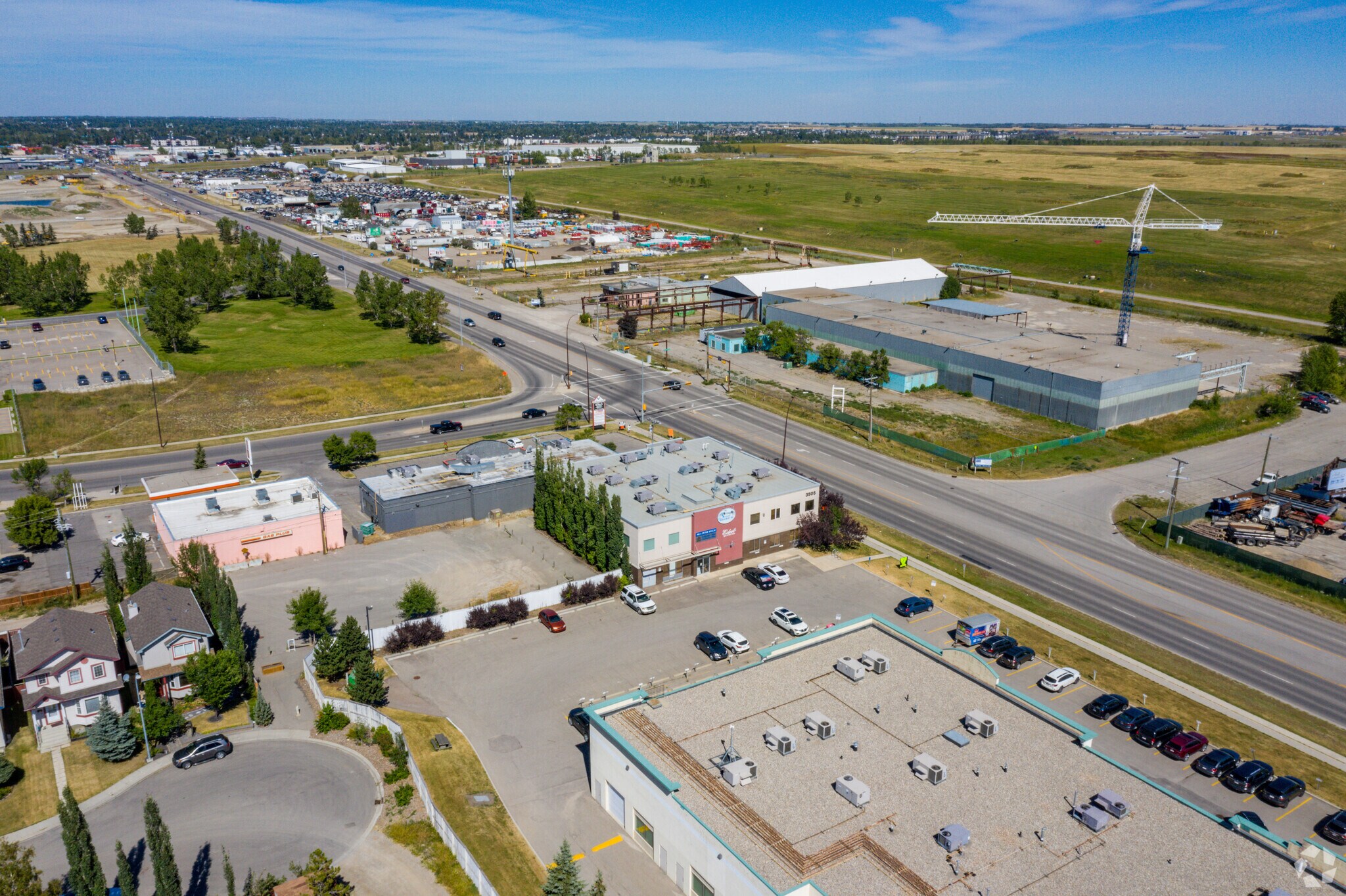 3505 52nd St SE, Calgary, AB à vendre Aérien- Image 1 de 1