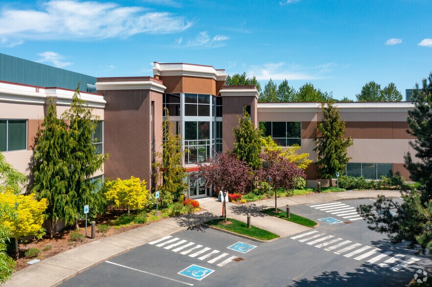 15815 25th Ave W, Lynnwood, WA à louer - Photo du bâtiment - Image 3 de 13