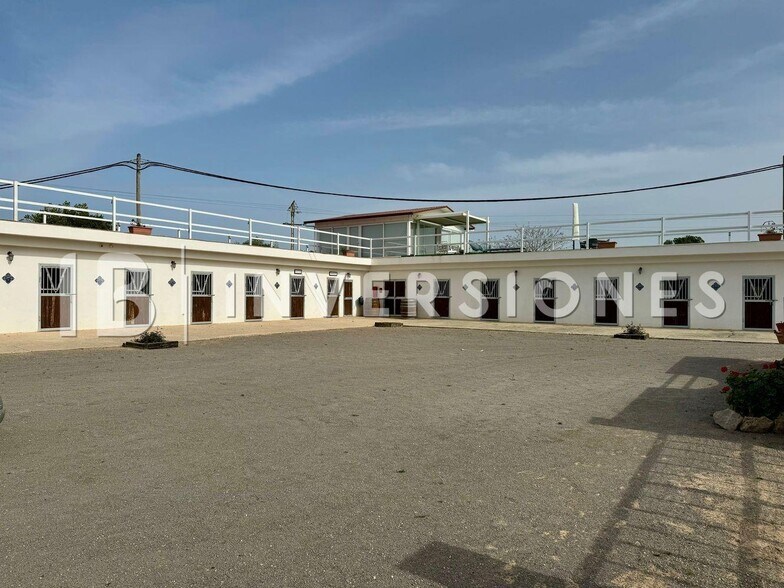 Sports & Entertainment in Palma, Islas Baleares for sale - Building Photo - Image 3 of 46