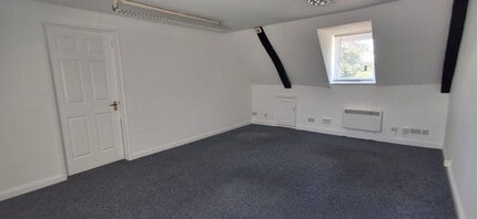 94 Felpham Rd, Bognor Regis for lease Interior Photo- Image 2 of 6