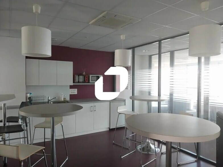 Bureau dans Saint-Herblain à vendre - Photo intérieure - Image 2 de 12