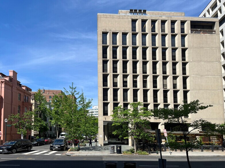 1320 19th St NW, Washington, DC à louer - Photo du bâtiment - Image 2 de 7