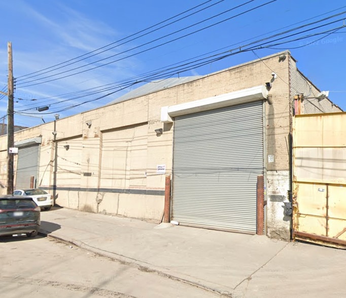 220 Manida St, Bronx, NY for lease - Building Photo - Image 3 of 4