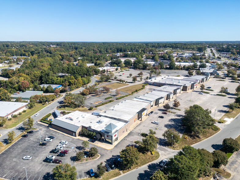 3529 Maitland Dr, Raleigh, NC à louer - Photo du bâtiment - Image 1 de 10