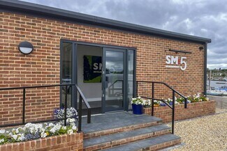 Plus de détails pour 29-33 Vespasian Rd, Southampton - Bureau à louer