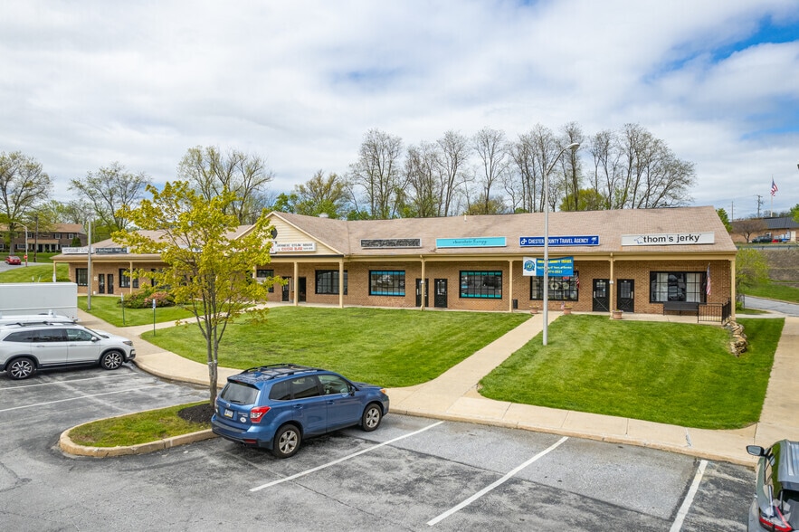 100 Marchwood Rd, Exton, PA à louer - Photo du bâtiment - Image 2 de 14