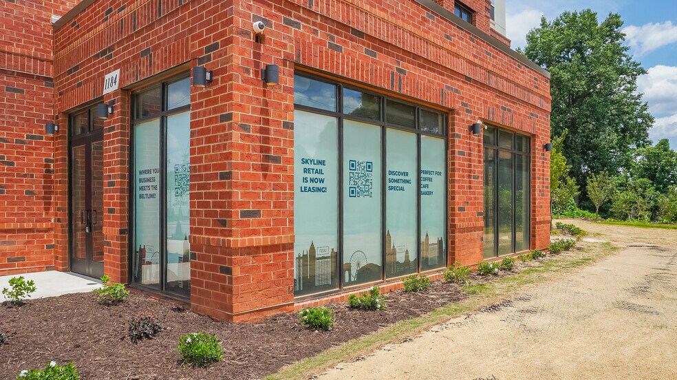 1184 Hank Aaron Dr SE, Atlanta, GA à louer - Photo du bâtiment - Image 2 de 36