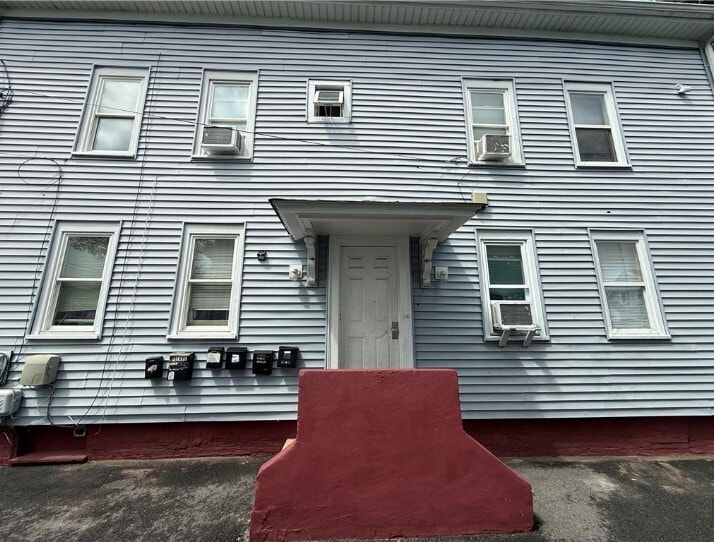 139 Julian St, Providence, RI for sale - Primary Photo - Image 1 of 1