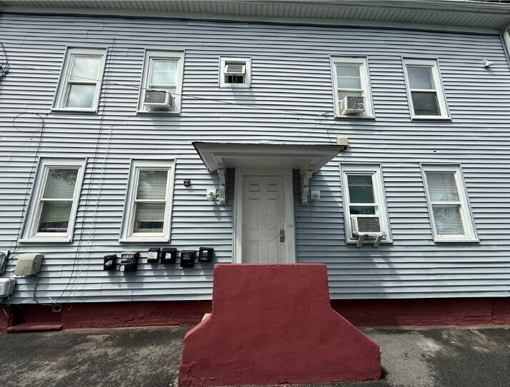 139 Julian St, Providence, RI à vendre Photo principale- Image 1 de 7