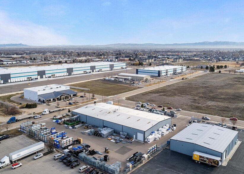 1412 Freedom Ave, Caldwell, ID à vendre - Photo du bâtiment - Image 2 de 8