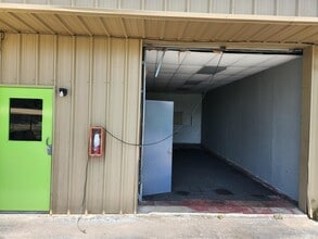 2107 College Ave E, Ruskin, FL for lease Building Photo- Image 1 of 5