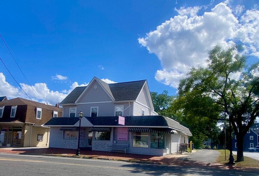 11 E Main St, Marlton, NJ for sale - Building Photo - Image 1 of 27