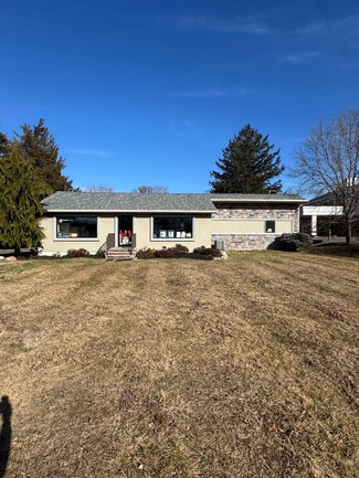 More details for 138 N County Line Rd, Jackson, NJ - Office for Sale