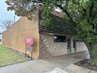 More details for 109 E 7th St, Newton, KS - Office for Sale