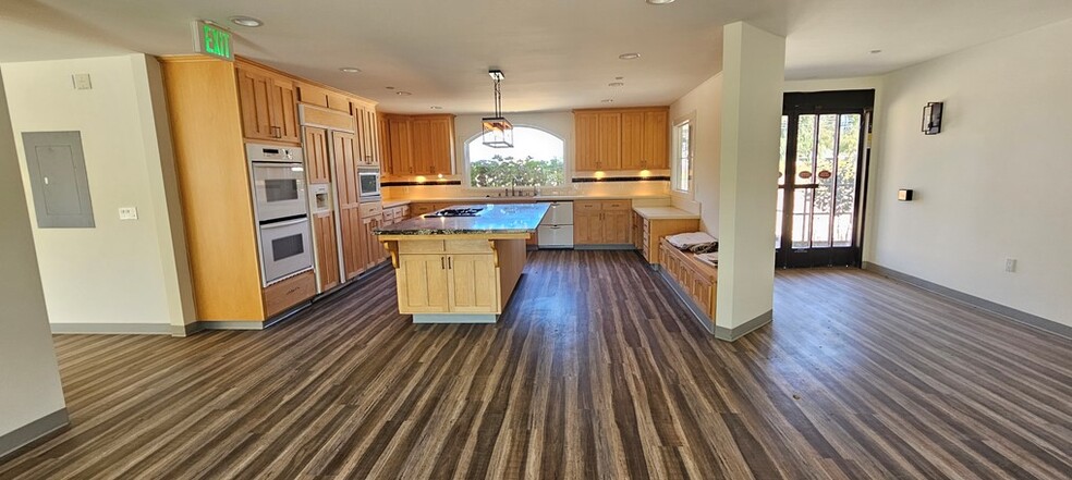 1430 Solomon Rd, Santa Maria, CA for sale - Interior Photo - Image 2 of 21