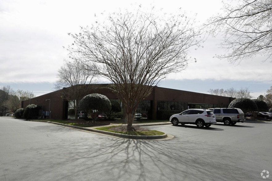 3514 Bush St, Raleigh, NC for lease - Building Photo - Image 2 of 6