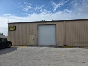 5980 66th St N, Saint Petersburg, FL for lease Interior Photo- Image 1 of 10