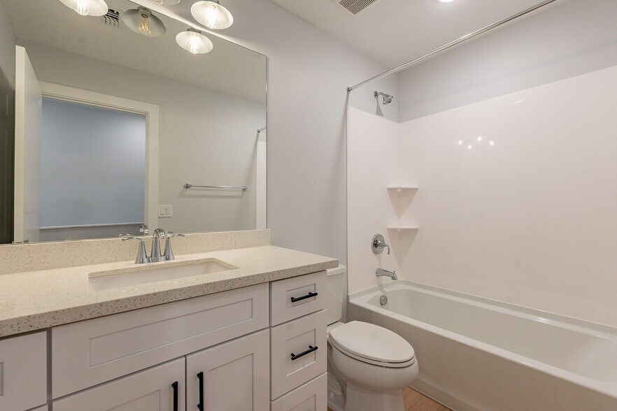 3301 N 18th St, Phoenix, AZ à vendre - Photo du bâtiment - Image 2 de 2